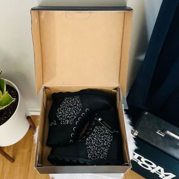 SOREL Joan of Arctic Waterproof Wedge III Lexie‎ Lace-Up Bootie, Black, 10, NWT - Picture 13 of 16